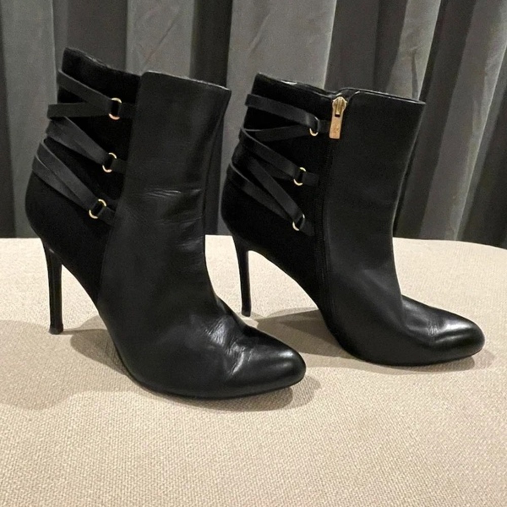 Elegant Black Strappy Heeled Boots